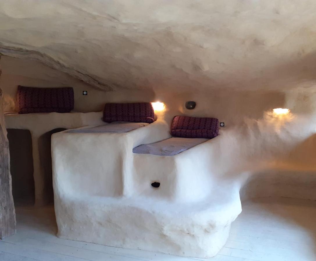 Maison Terre Les Cabanes De Fallot - Sauna Bain-Froid Piscine Naturelle L'isle-Bouzon Экстерьер фото